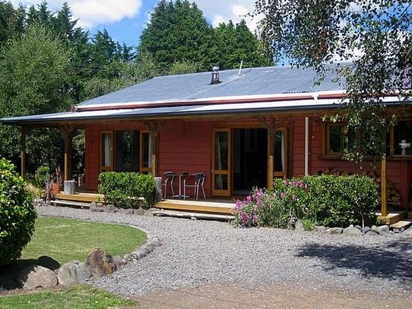 The Ski House On Miharo - Rangataua Holiday Home Огакуне Екстер'єр фото